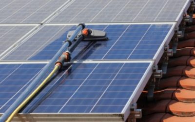 Como proceder para limpar os painéis solares fotovoltaicos e aumentar a eficiência