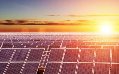 Painéis dupla face prometem inovar energia solar