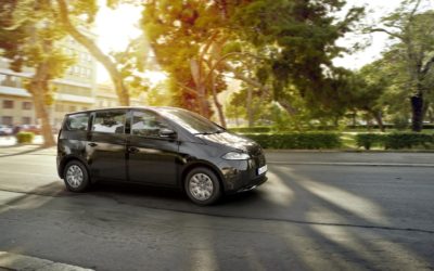 Carro elétrico solar ideal para o Brasil chega em 2022